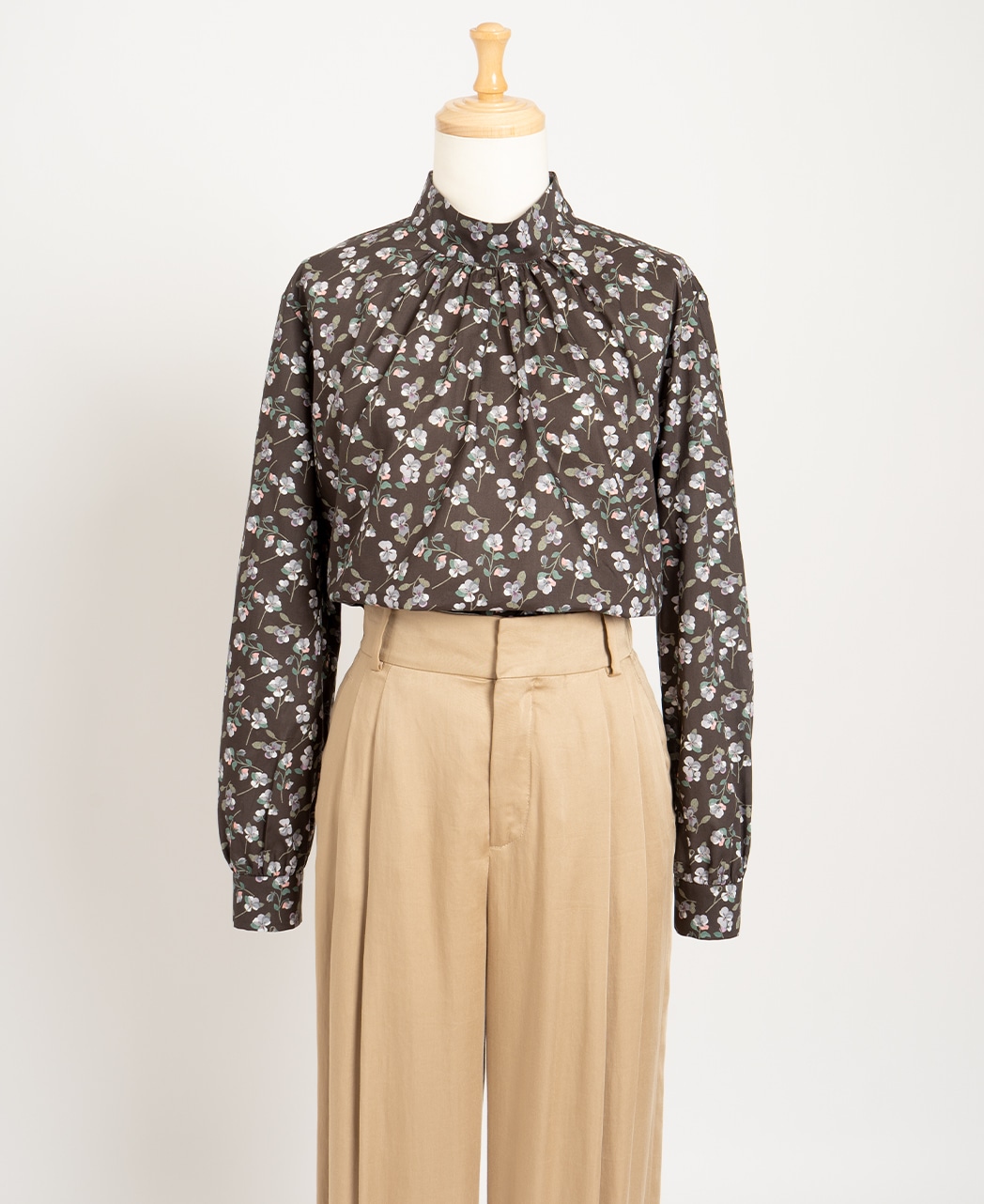 スタンドギャザーブラウス / 11月下旬頃発送予定/リバティ・ファブリックス