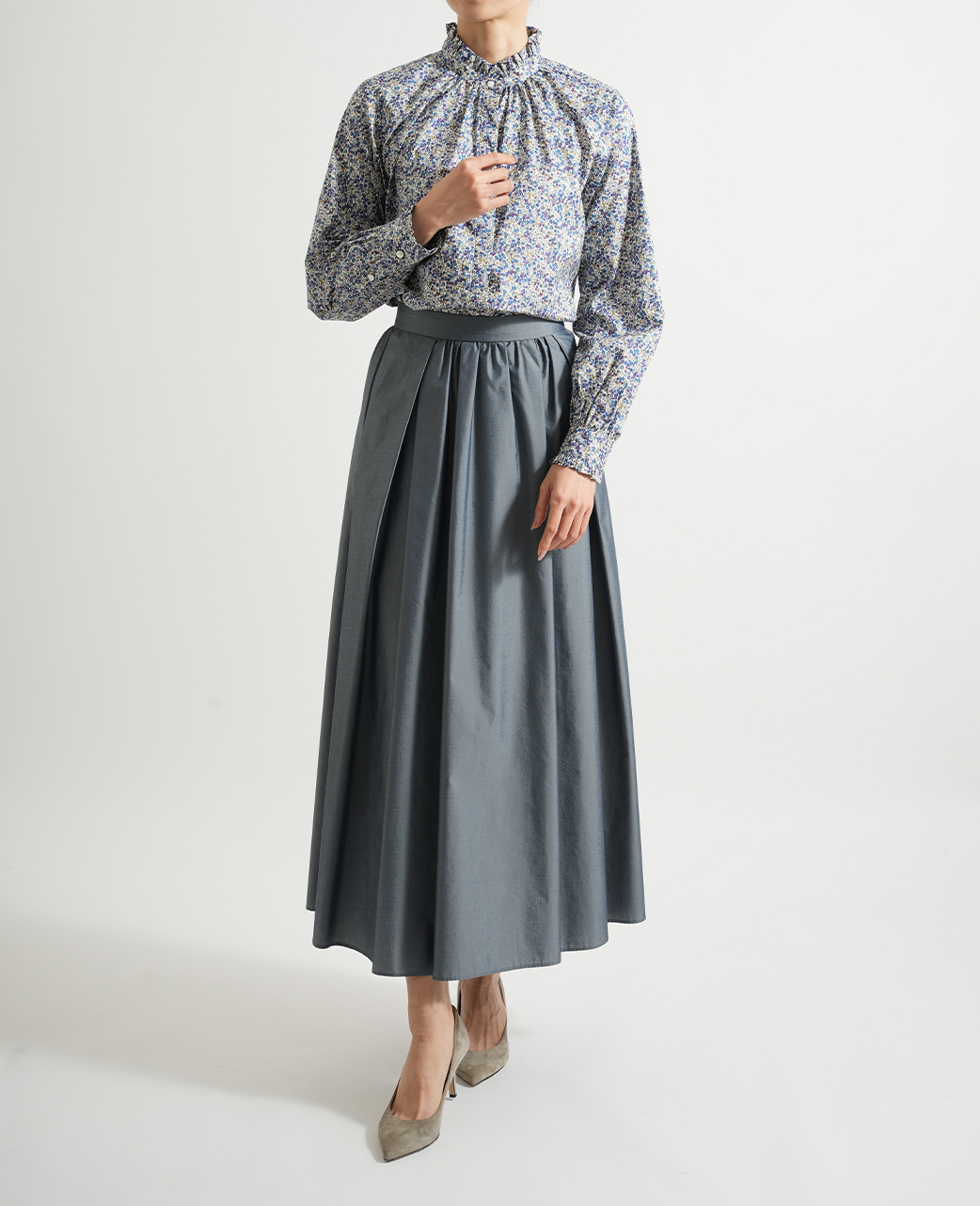 スタンドフリルシャツ/リバティ・ファブリックス