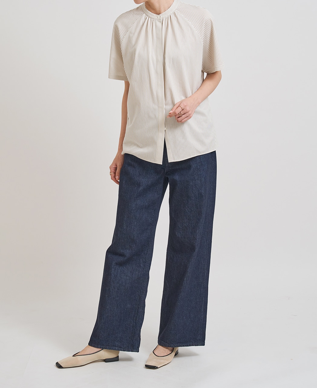 半袖シャツ / 4月中旬発送予定/スタンドギャザー