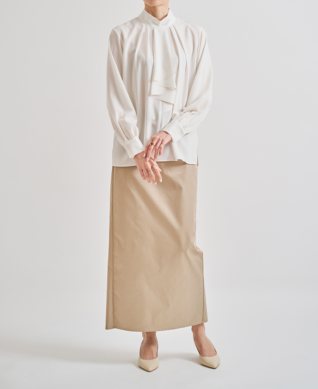 ブラウス/スタンドラッフルフリル