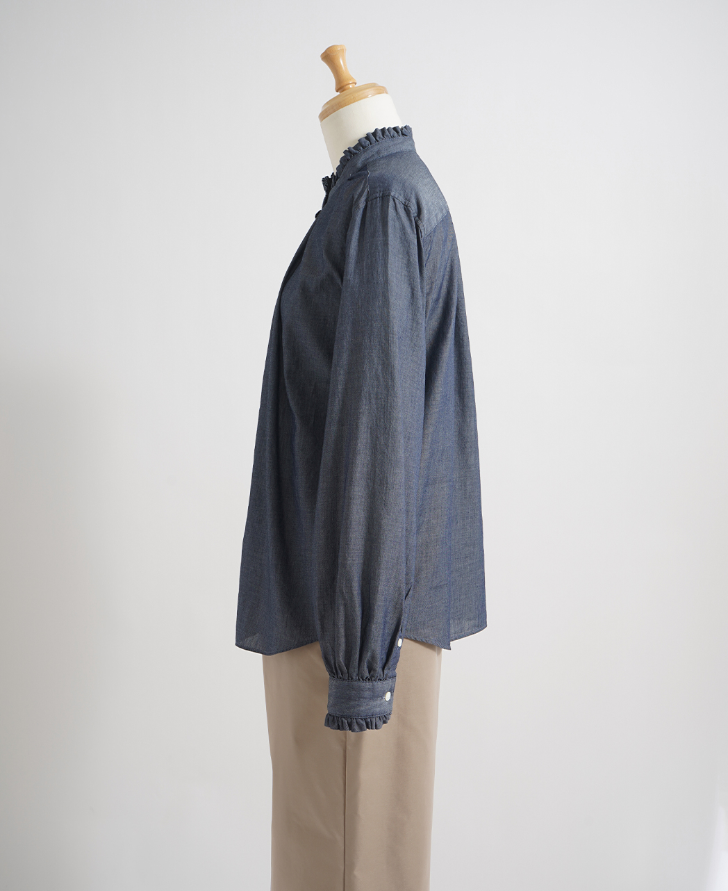 長袖シャツ / 2月中旬発送予定/スタンドフリル