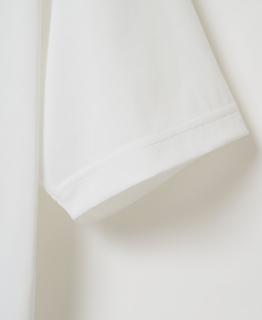 THE BUSINESS-T/カットソー / 白