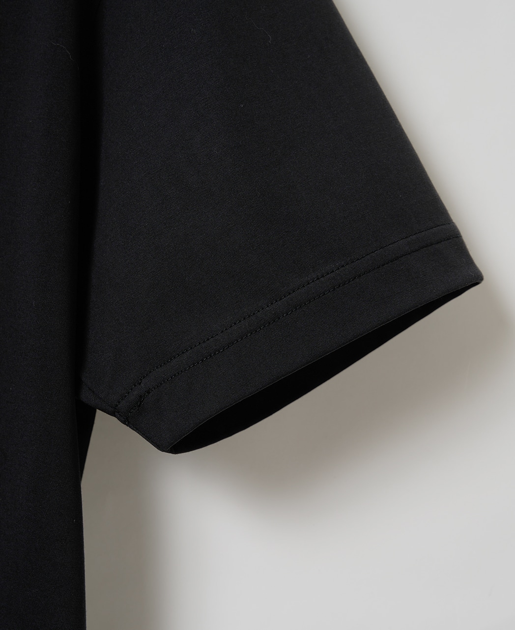 THE BUSINESS-T/カットソー / ブラック系