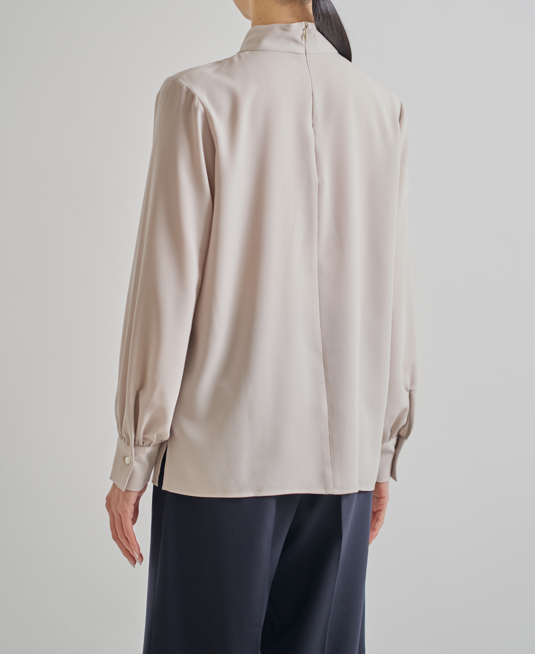 ブラウス/スタンドラッフルフリル