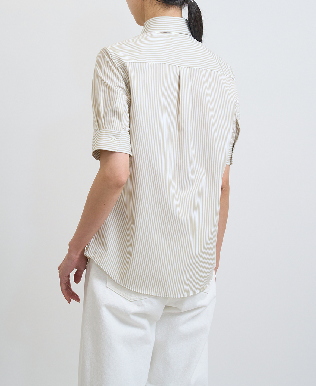 半袖シャツ / 3月下旬発送予定/ボックスプリーツ