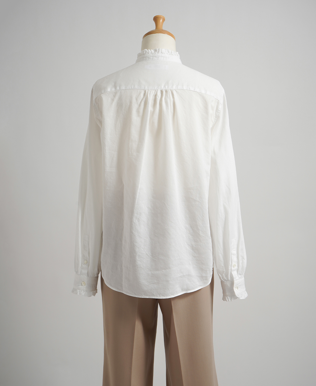 長袖シャツ / 2月中旬発送予定/スタンドフリル