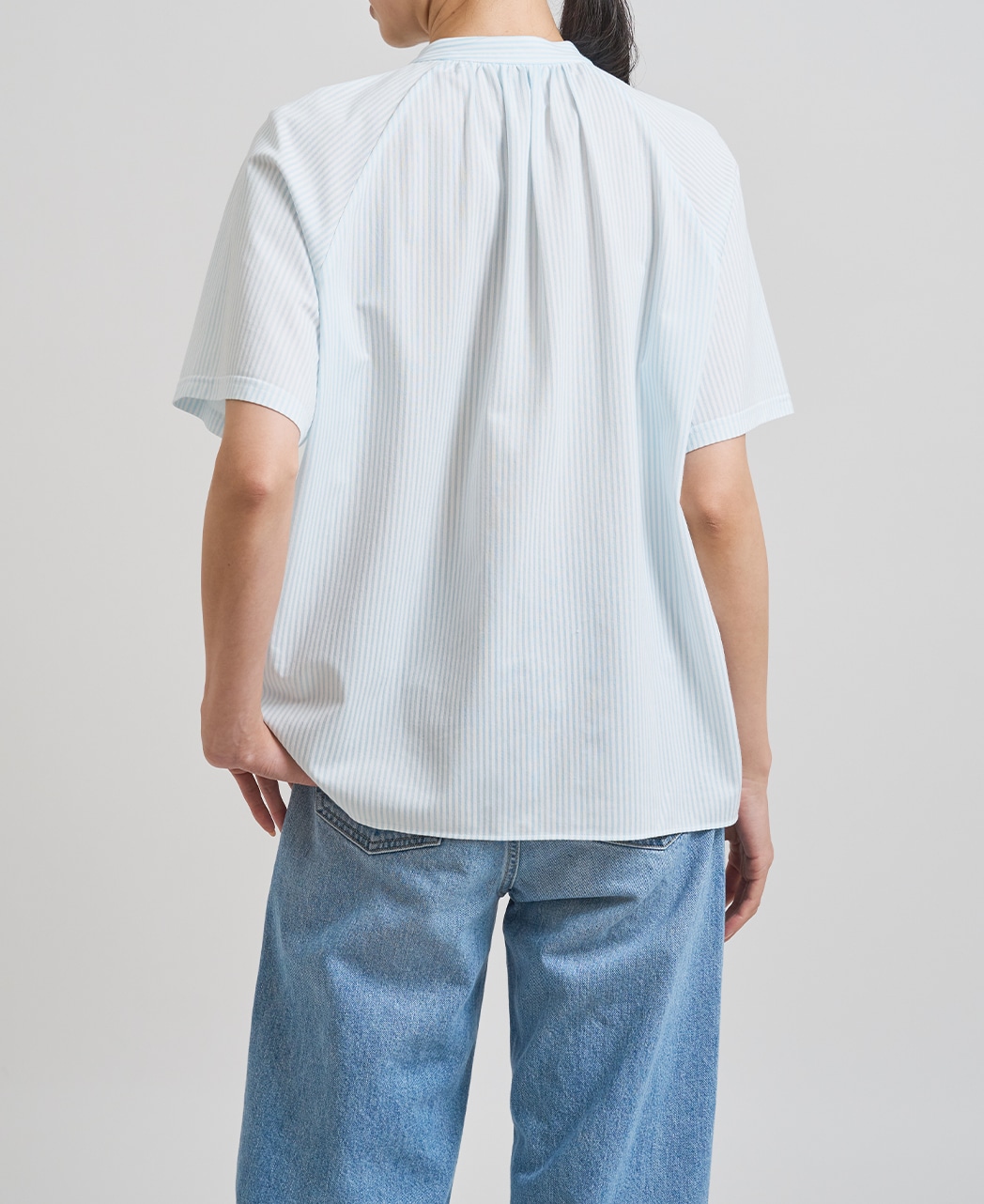 半袖シャツ / 4月中旬発送予定/スタンドギャザー