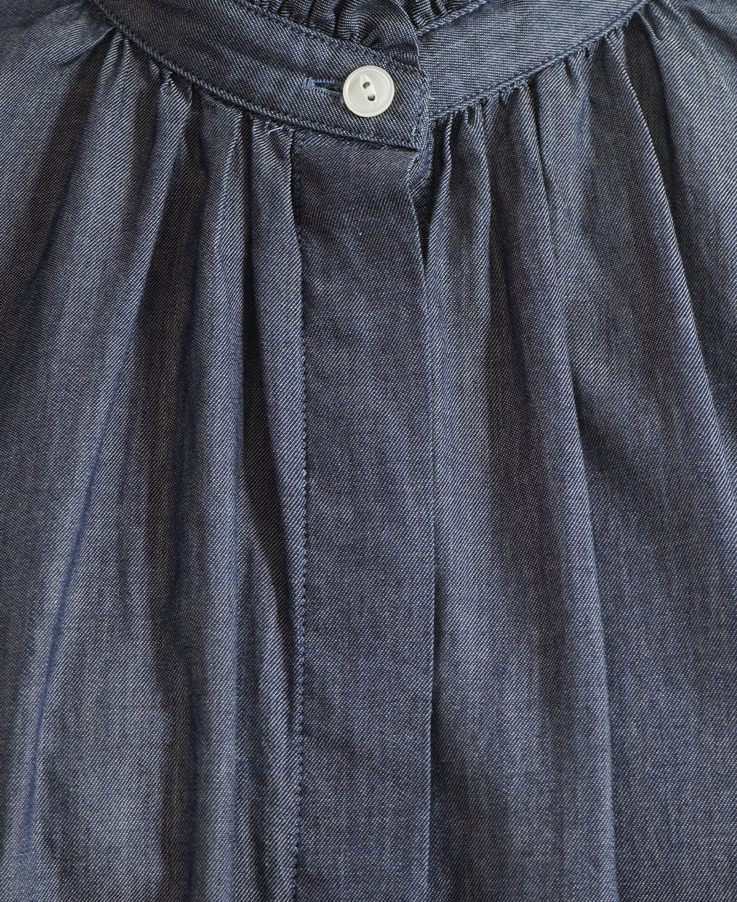 長袖シャツ / 2月中旬発送予定/スタンドフリル