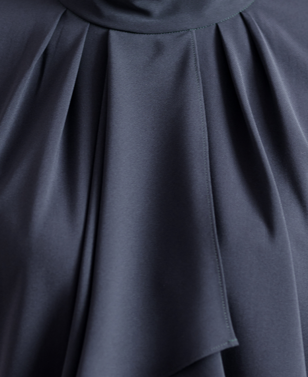 ブラウス/スタンドラッフルフリル