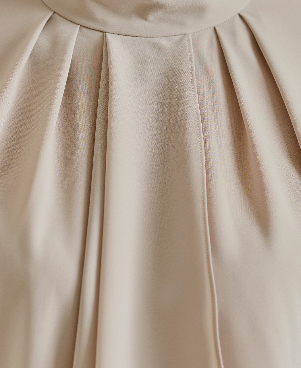 ブラウス/スタンドラッフルフリル