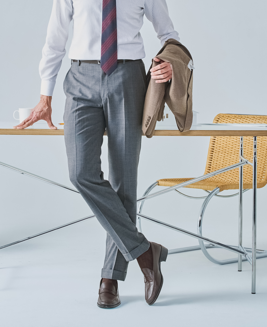 ウールスラックス（ノータック)/尾州/ライトグレー系