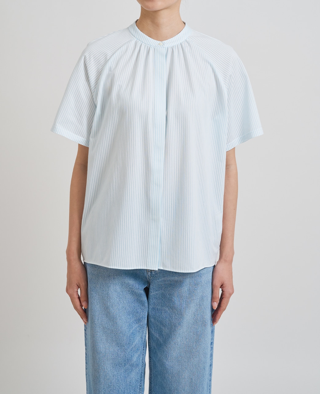 半袖シャツ / 4月中旬発送予定/スタンドギャザー