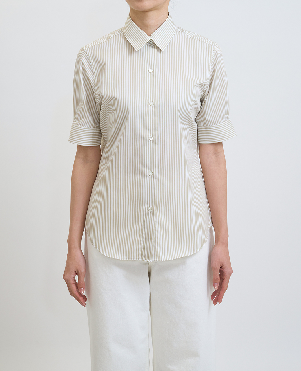 半袖シャツ / 3月下旬発送予定/ボックスプリーツ