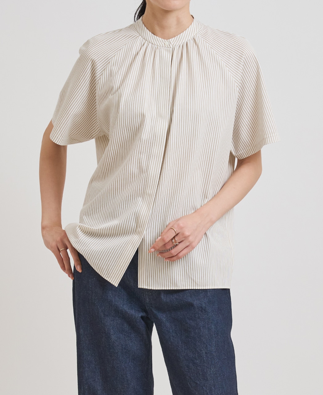 半袖シャツ / 4月中旬発送予定/スタンドギャザー